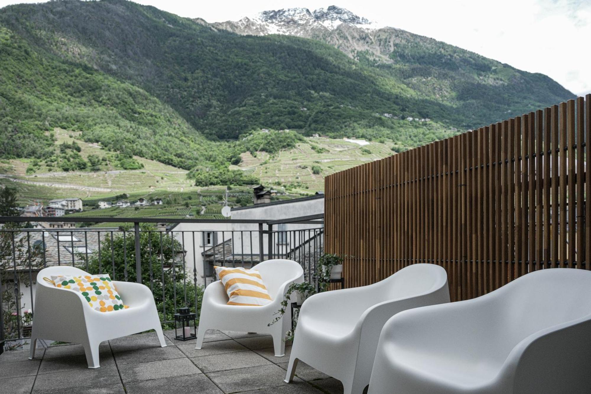 Duplex Con Vista E Terrazza 6 Minuti Dal Bernina Express Διαμέρισμα Tirano Εξωτερικό φωτογραφία